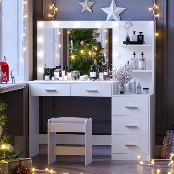 dressing table